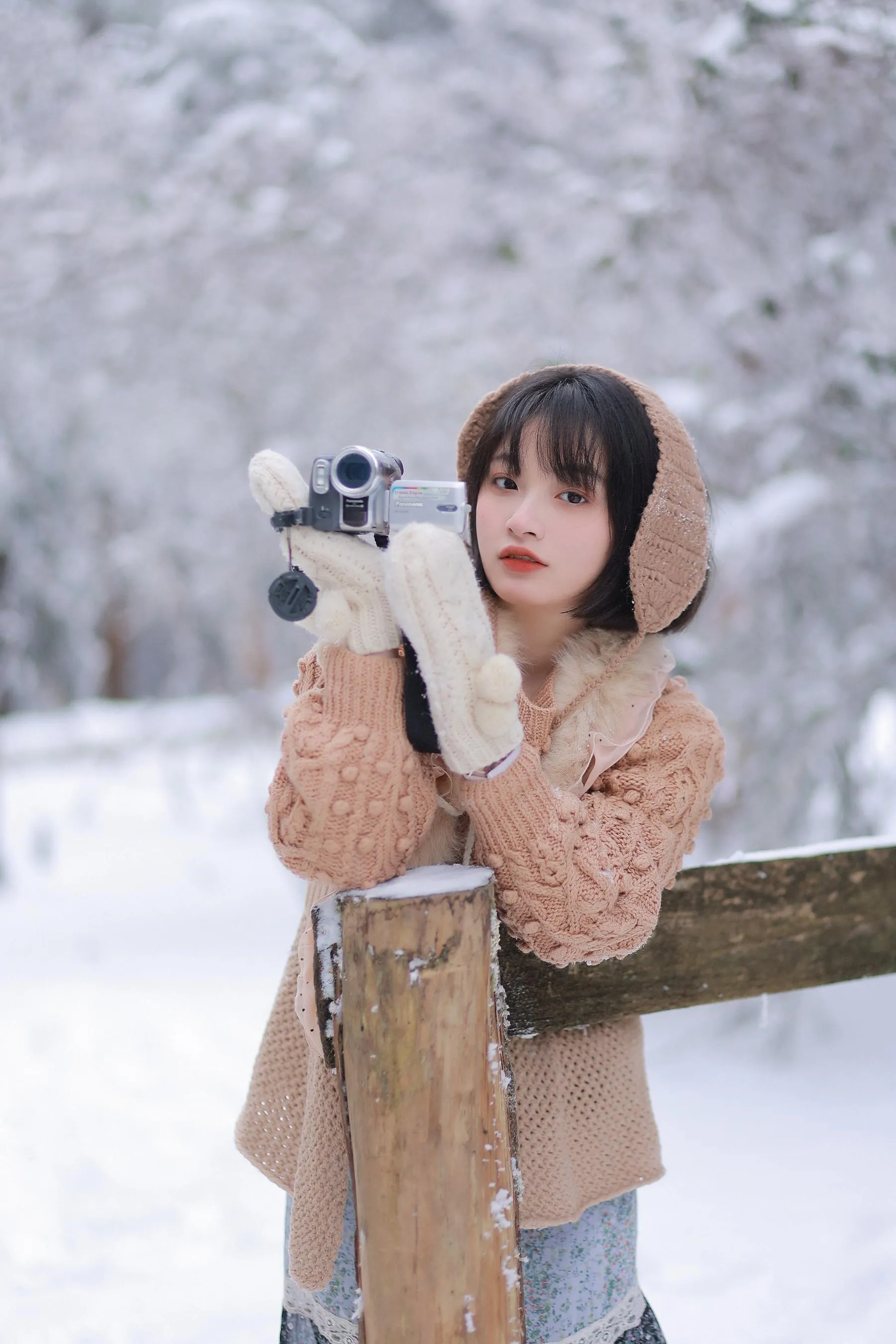 [YITUYU艺图语]2022.09.17 嘿，一起来玩雪。 耳元在减肥 [26P]插图1
